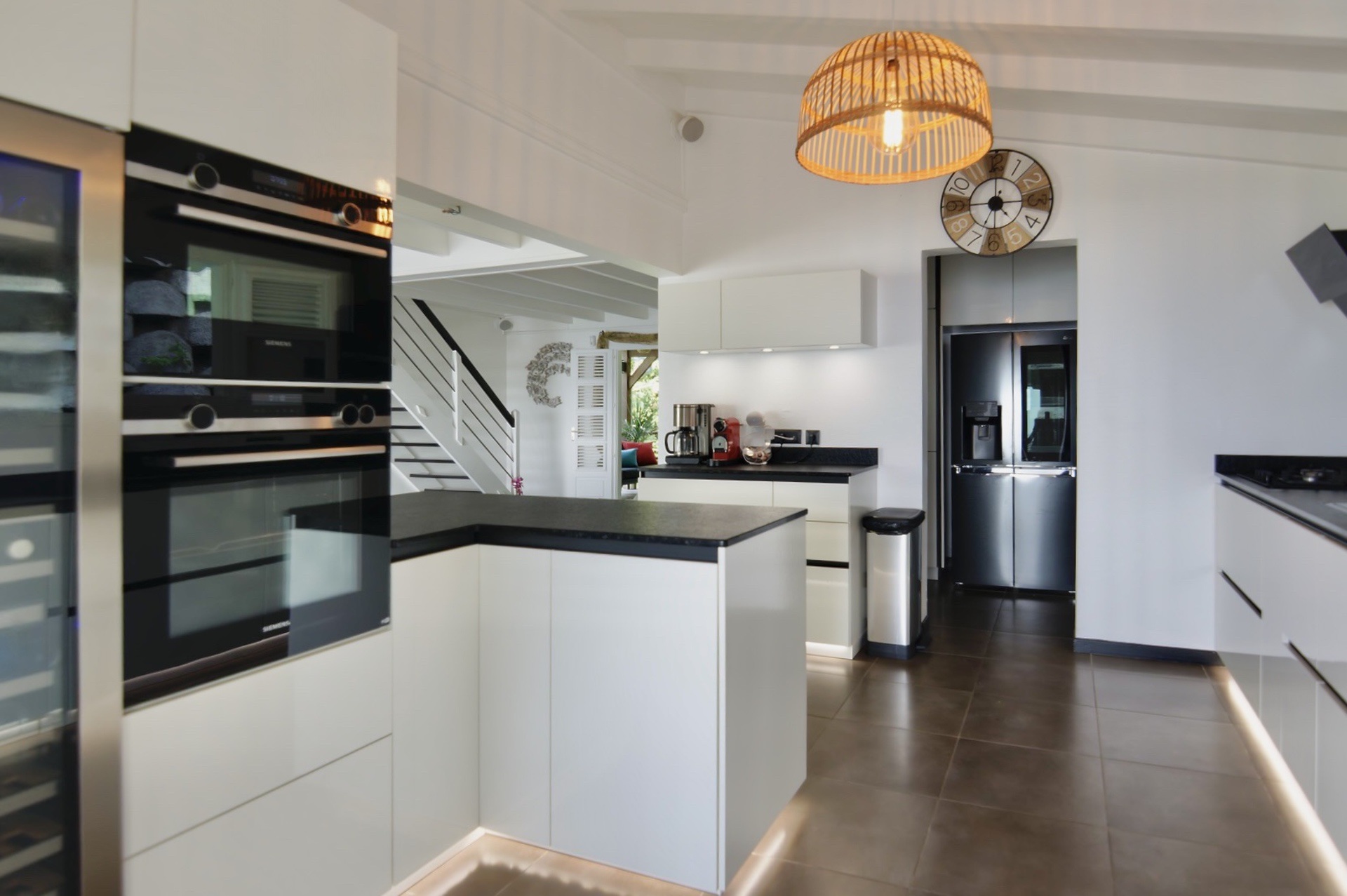 Cuisine — ambiance nuit